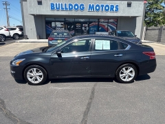 Used 2013  Nissan Altima 4dr Sdn I4 2&period;5 SV at Bulldog Motors near Pasco&comma; WA