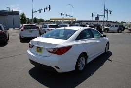 Used 2014 Hyundai Sonata 4d Sedan GLS at Bulldog Motors near Pasco, WA
