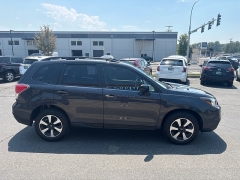 Used 2017  Subaru Forester 4d SUV 2&period;5i CVT at Bulldog Motors near Pasco&comma; WA