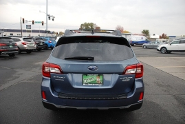 Used 2016  Subaru Outback 4d SUV i Premium at Bulldog Motors near Pasco, WA