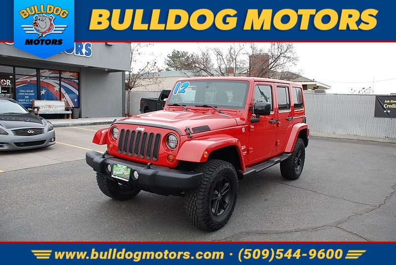 Used 2012  Jeep Wrangler Unlimited 4d Convertible Sahara at Bulldog Motors near Pasco, WA