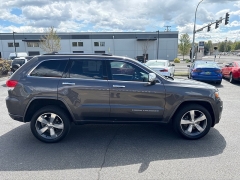 Used 2015  Jeep Grand Cherokee 4WD 4dr Overland at Bulldog Motors near Pasco&comma; WA