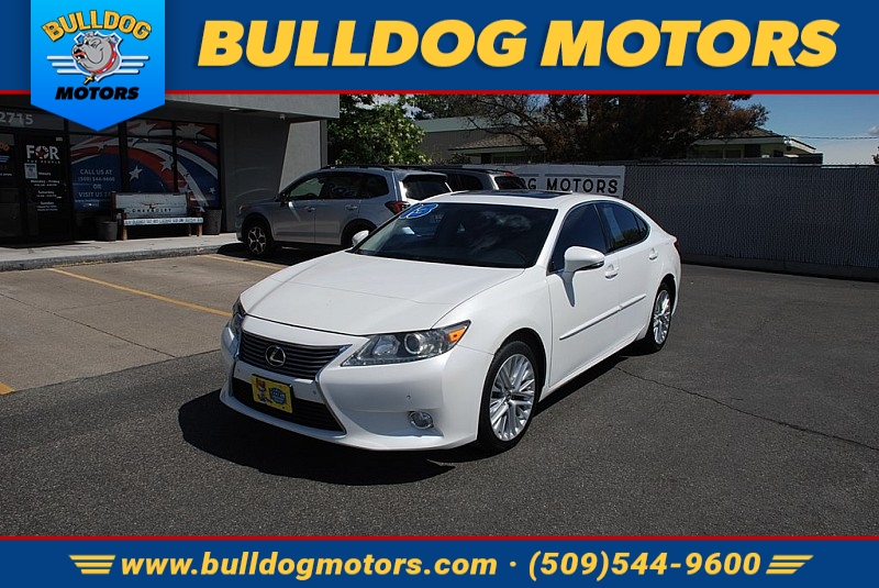 Used 2013 Lexus ES 350 4dr Sdn at Bulldog Motors near Pasco, WA