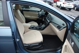 Used 2015  Hyundai Sonata 4d Sedan SE at Bulldog Motors near Pasco, WA