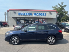 Used 2018  Subaru Outback 4d SUV 2&period;5i Limited at Bulldog Motors near Pasco&comma; WA