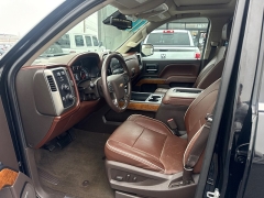Used 2016  Chevrolet Silverado 1500 4WD Crew Cab 153&period;0" High Country at Bulldog Motors near Pasco&comma; WA