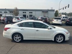 Used 2015  Nissan Altima 4dr Sdn I4 2&period;5 SV at Bulldog Motors near Pasco&comma; WA