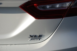 Used 2020  Toyota Camry 4d Sedan XLE AWD at Bulldog Motors near Pasco&comma; WA