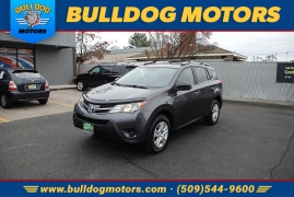 Used 2015  Toyota RAV4 4d SUV AWD LE at Bulldog Motors near Pasco&comma; WA