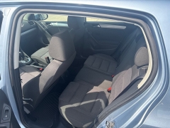 Used 2011  Volkswagen Golf 4d Hatchback at Bulldog Motors near Pasco&comma; WA