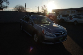 Used 2011  Subaru Legacy 4d Sedan i Prem AT All-Weather at Bulldog Motors near Pasco&comma; WA