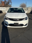 Used 2019  Chrysler Pacifica Touring L FWD at Bulldog Motors near Pasco&comma; WA