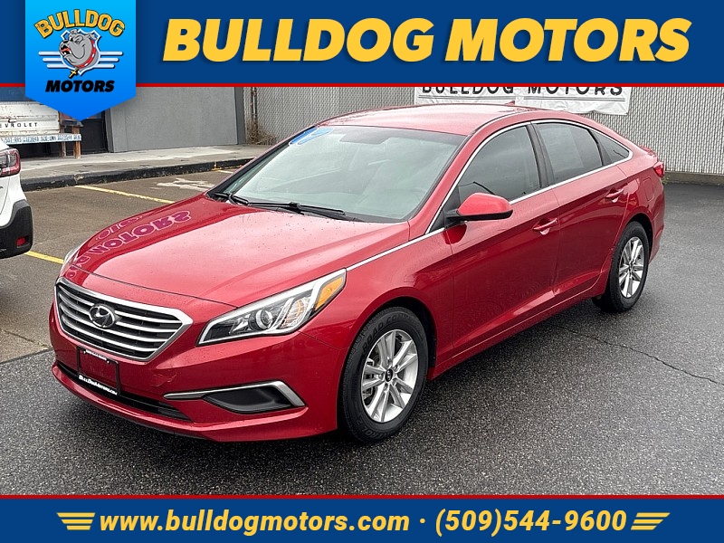 Used 2017  Hyundai Sonata 4d Sedan SE at Bulldog Motors near Pasco&comma; WA