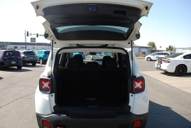 Used 2016 Jeep Renegade 4d SUV 4WD Trailhawk at Bulldog Motors near Pasco, WA