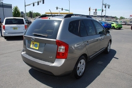 Used 2009  Kia Rondo 4dr Wgn I4 LX at Bulldog Motors near Pasco&comma; WA