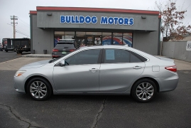 Used 2015  Toyota Camry 4d Sedan XLE V6 at Bulldog Motors near Pasco, WA