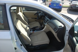 Used 2013  Honda Accord Sedan 4d LX CVT at Bulldog Motors near Pasco, WA