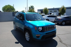 Used 2020 Jeep Renegade 4d SUV 4WD Sport at Bulldog Motors near Pasco, WA