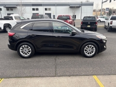 Used 2020  Ford Escape 4d SUV FWD SE at Bulldog Motors near Pasco&comma; WA