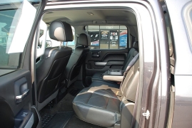 Used 2015 Chevrolet Silverado 1500 4WD Crew Cab 153.0" LT w/2LT at Bulldog Motors near Pasco, WA