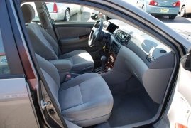 Used 2005 Toyota Corolla 4d Sedan LE AT at Bulldog Motors near Pasco, WA