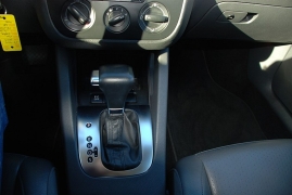 Used 2009  Volkswagen Jetta Sedan 4dr PZEV at Bulldog Motors near Pasco&comma; WA