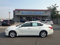 Used 2015  Nissan Altima 4dr Sdn I4 2&period;5 SV at Bulldog Motors near Pasco&comma; WA