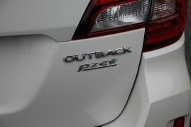Used 2015  Subaru Outback 4d SUV i Limited PZEV at Bulldog Motors near Pasco, WA