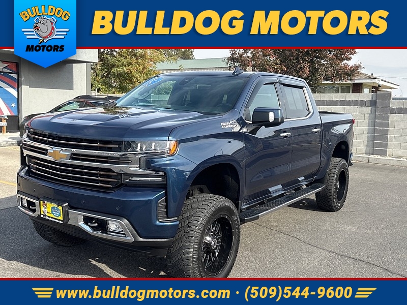 Used 2019  Chevrolet Silverado 1500 4WD Crew Cab 147" High Country at Bulldog Motors near Pasco&comma; WA