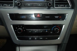 Used 2015  Hyundai Sonata 4d Sedan SE at Bulldog Motors near Pasco, WA