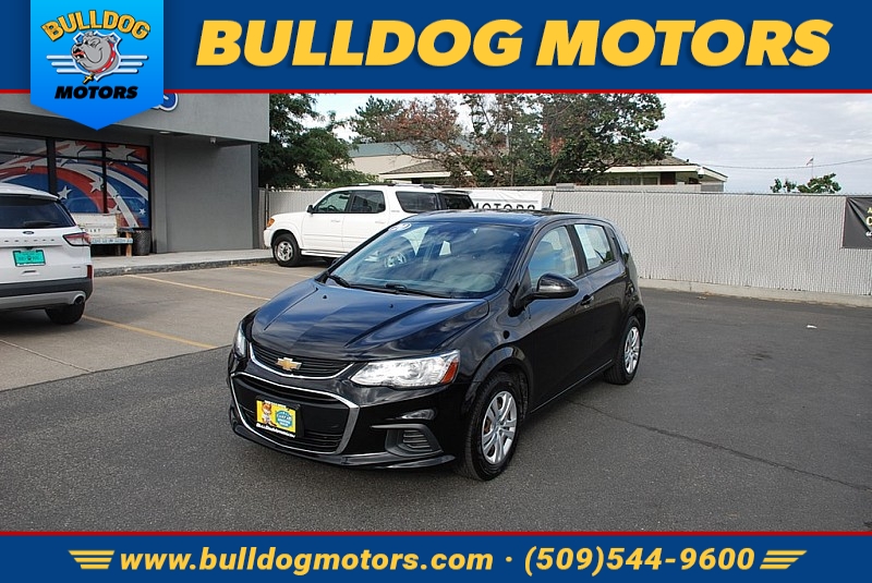 Used 2020  Chevrolet Sonic 4d Hatchback LT w/1FL at Bulldog Motors near Pasco, WA