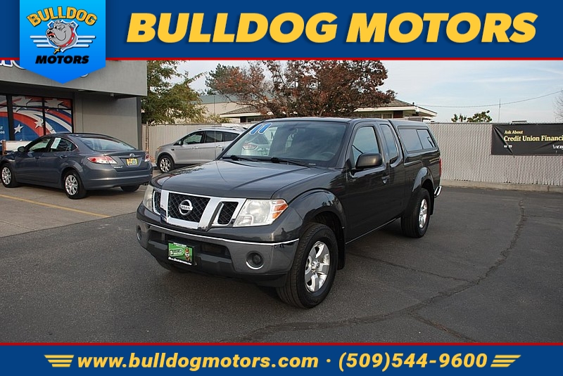 Used 2011  Nissan Frontier 4WD King Cab SV Auto at Bulldog Motors near Pasco, WA