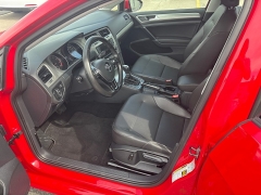 Used 2016  Volkswagen Golf 4d Hatchback TSI S Auto w&sol;Sunroof at Bulldog Motors near Pasco&comma; WA