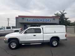Used 1999  Dodge Dakota Club Cab 131" WB 4WD at Bulldog Motors near Pasco&comma; WA