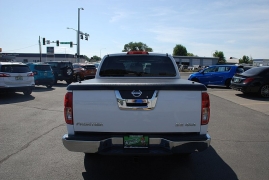 Used 2010 Nissan Frontier 4WD Crew Cab SWB Auto SE at Bulldog Motors near Pasco, WA