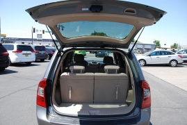 Used 2009  Kia Rondo 4dr Wgn I4 LX at Bulldog Motors near Pasco&comma; WA