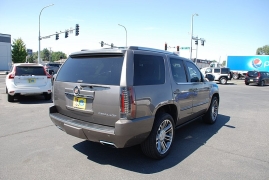 Used 2013 Cadillac Escalade 4d SUV AWD Premium at Bulldog Motors near Pasco, WA