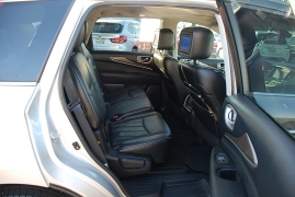 Used 2014  INFINITI QX60 4d SUV AWD at Bulldog Motors near Pasco&comma; WA