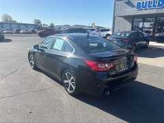 Used 2017  Subaru Legacy 4d Sedan 3&period;6R Limited at Bulldog Motors near Pasco&comma; WA