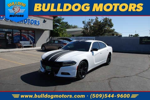 Used 2018 Dodge Charger 4d Sedan RWD SXT at Bulldog Motors near Pasco, WA