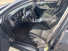 Used 2012  Volvo S60 FWD 4dr Sdn T5 at Bulldog Motors near Pasco&comma; WA
