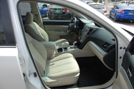 Used 2011 Subaru Outback 4d SUV i Prem AT All-Weather at Bulldog Motors near Pasco, WA
