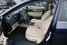 Used 2018  Subaru Outback 4d SUV 2&period;5i Premium at Bulldog Motors near Pasco&comma; WA