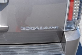 Used 2013 Cadillac Escalade 4d SUV AWD Premium at Bulldog Motors near Pasco, WA