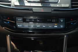Used 2017 Honda Accord Sedan 4d Sport SE CVT at Bulldog Motors near Pasco, WA