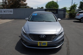 Used 2016 Hyundai Sonata 4d Sedan Limited at Bulldog Motors near Pasco, WA