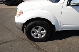 Used 2010 Nissan Frontier 4WD Crew Cab SWB Auto SE at Bulldog Motors near Pasco, WA