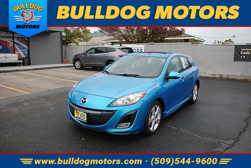 Used 2010  Mazda Mazda3 5d Hatchback s Sport Auto at Bulldog Motors near Pasco, WA