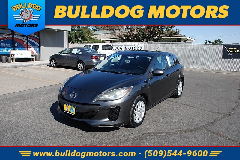 Used 2012  Mazda Mazda3 5d Hatchback i Grand Touring SKYACTIV at Bulldog Motors near Pasco, WA