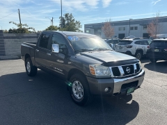Used 2005  Nissan Titan SE Crew Cab 4WD at Bulldog Motors near Pasco&comma; WA